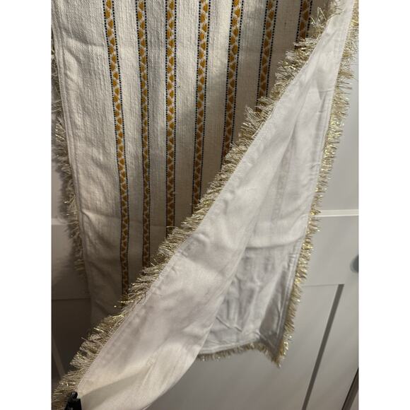 Max Studio Table Runner 16” X 90” Cream Animal Giraffe Print Stripe NWT - Picture 7 of 8